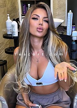 Adriana Escort girl Paris