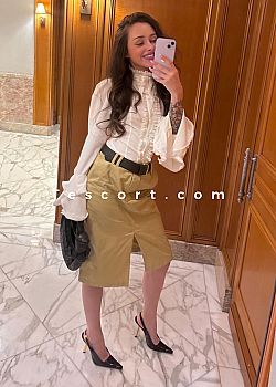 Helen Escort girl Paris