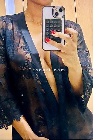 Gia Paris 27 - Escort Girl Paris