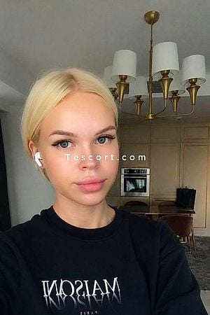 NICOLE - Cannes Escorts