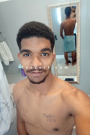 Saucisson sec - Male escorts Nimes