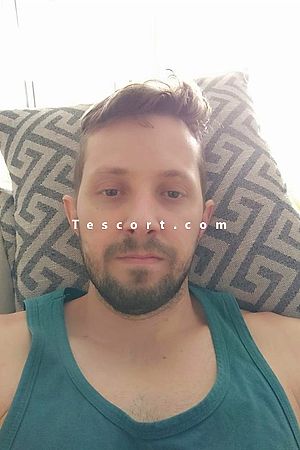 Vini - Escort boy Saint-Etienne