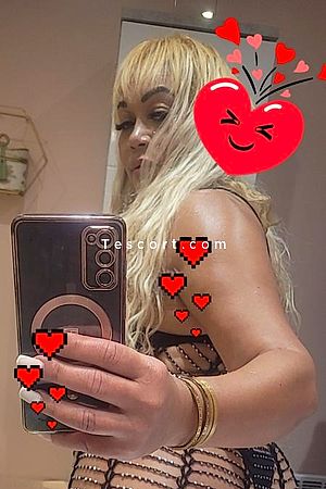 Yurima - Lille Escorts