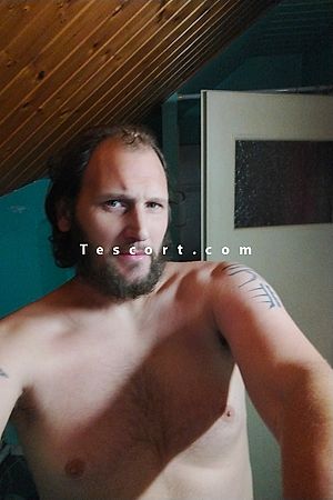 Marco - Escort boy Besancon