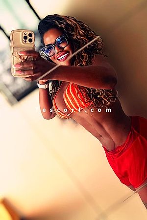 MELISSA - Escort Girl Menton