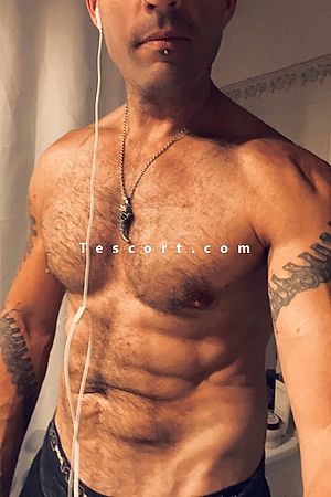 Giovanni - Escort boy Annecy