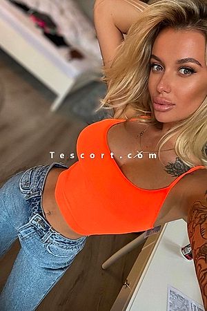 STEVIE - Escort girl Paris