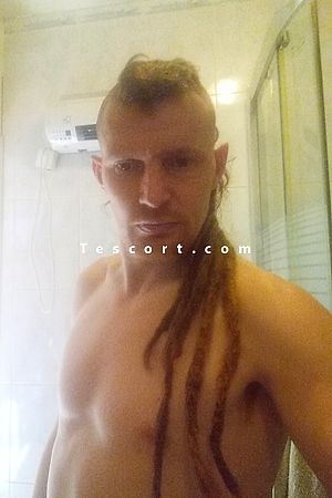 Nicopunk - Escort boy Agen