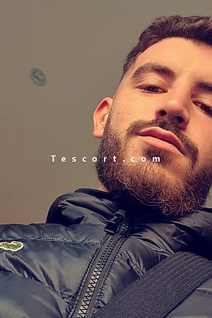 Mel23 - Escort boy Caen