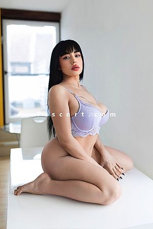 Lana - Escort girl Paris