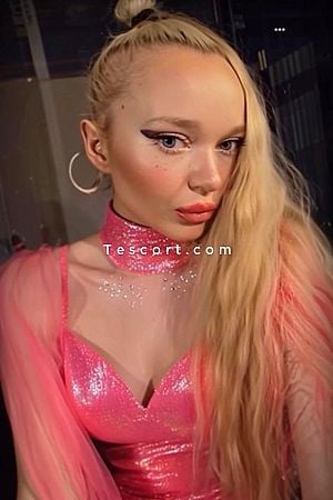 Little Stacey - Escort Girl Montreuil