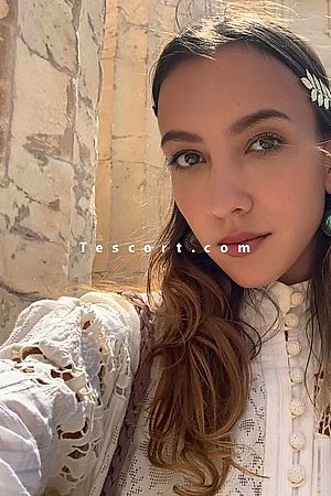 Maya - Monaco Escorts