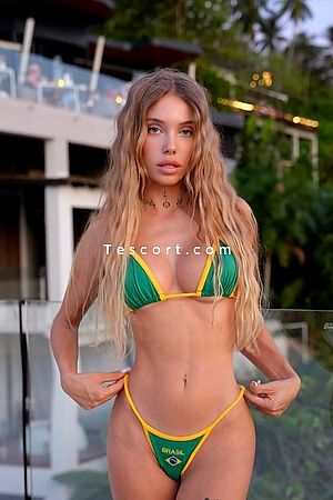 ABRIL - Escort Girl Paris