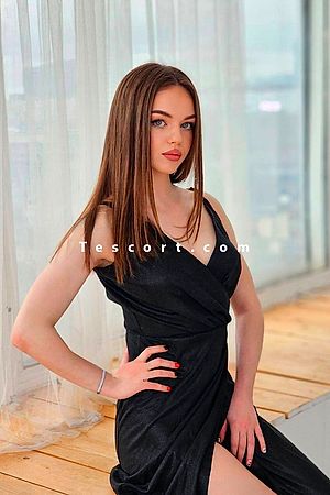 Celine - Escort girl Paris