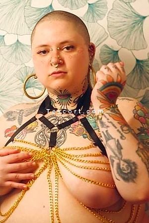 A Tattoogirl BBW - Montreuil Escorts