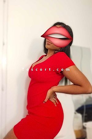 Nouat - Escort girl Paris