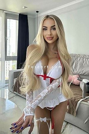 Elly - Paris Escorts