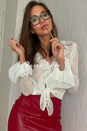 Marina - Escort Girl Paris
