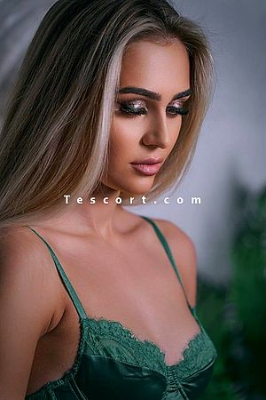 Charlotte - Escort girl Paris