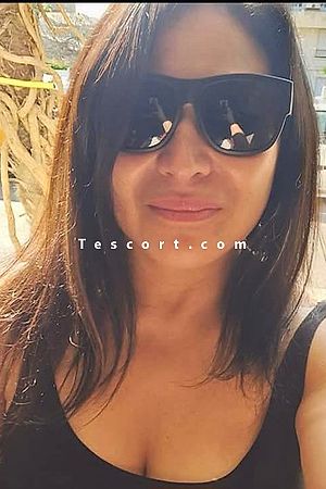 Thayna - Escort girl Montpellier