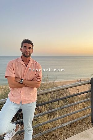 Romainpei - Escort Boy Paris