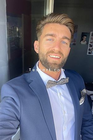 Romainpei - Escort Boy Paris