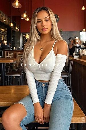 Melisa - Lyon Escorts