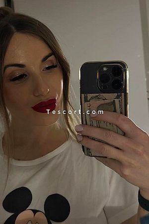 Karolina - Biarritz Escorts