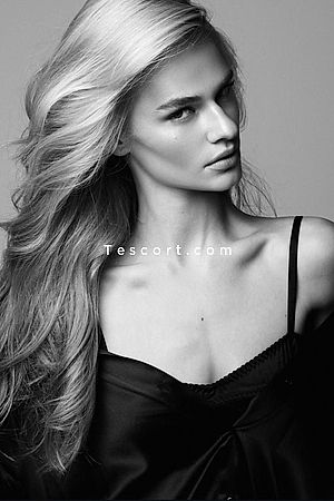 Lulu - Paris Escorts