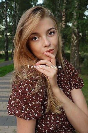 RANVEIG - Escort Girl Paris