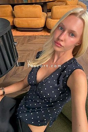Alina LUX - Paris Escorts
