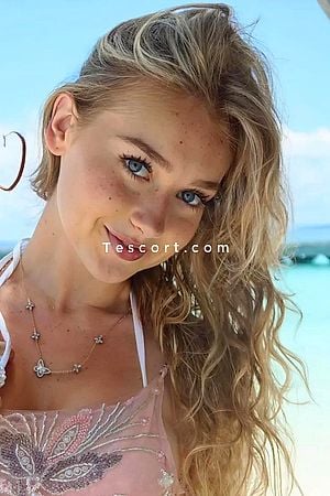 Dina - Escort Girl Paris