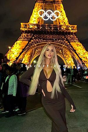 Lola - Escort girl Paris