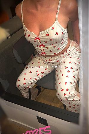 DEPLACEMENT - Escort Girl Paris
