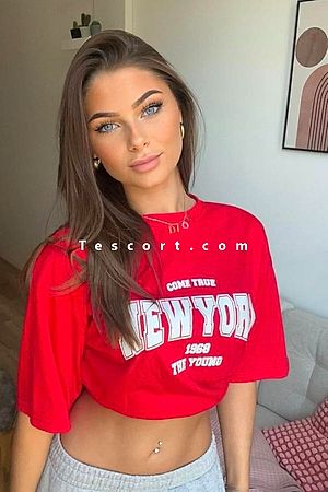 TUVA - Escort girl Paris