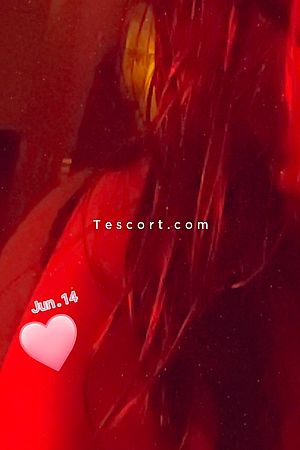 Laure - Escort Girl Royan