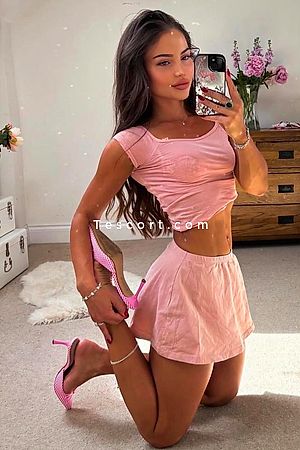 Vika - Escort Girl Paris