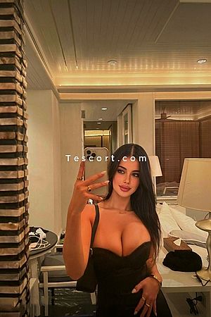 Estter - Escort Girl Paris