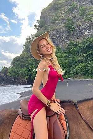 ANGELINA RIDER - Escort Girl Paris