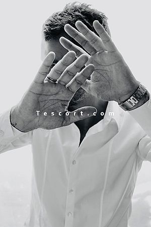 Romain - Paris Boy Escorts
