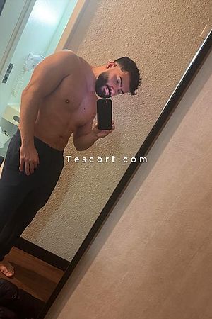 Dan - Escort Boy Paris