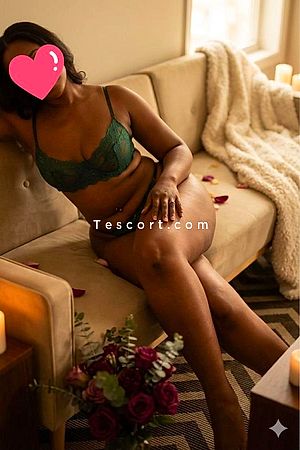 Maellys - Paris Escorts