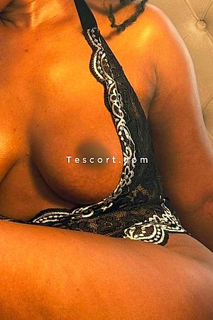 Maellys - Paris Escorts