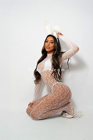 Maya - Paris Escorts