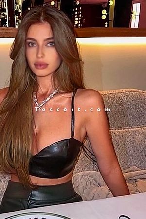 Vic - Escort girl Paris