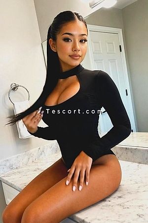 Cielo - Escort Girl Paris