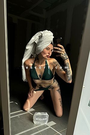 Laura - Escort girl Nantes