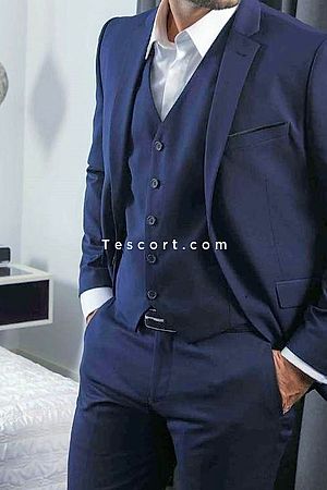 FABIO GENTLEMAN - Paris Boy Escorts