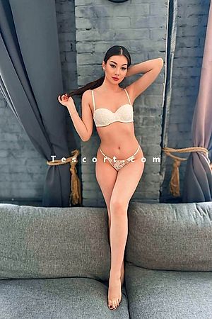 Kaily - Escort girl Paris