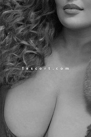 Lana femme fontaine ronde - Escort girl Paris